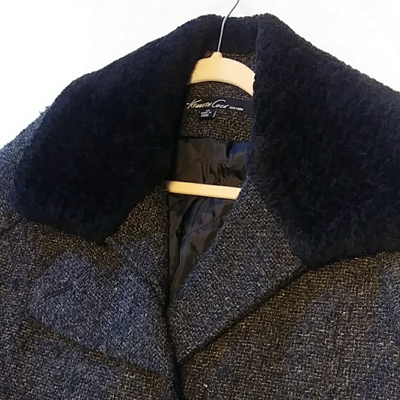 Coat - Picture 4 of 4